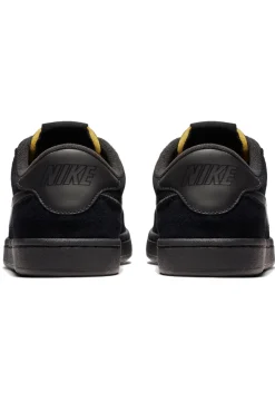 Buty Nike SB FC Classic