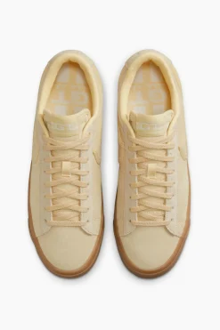 Buty Nike SB Zoom Blazer Low Pro GT Premium