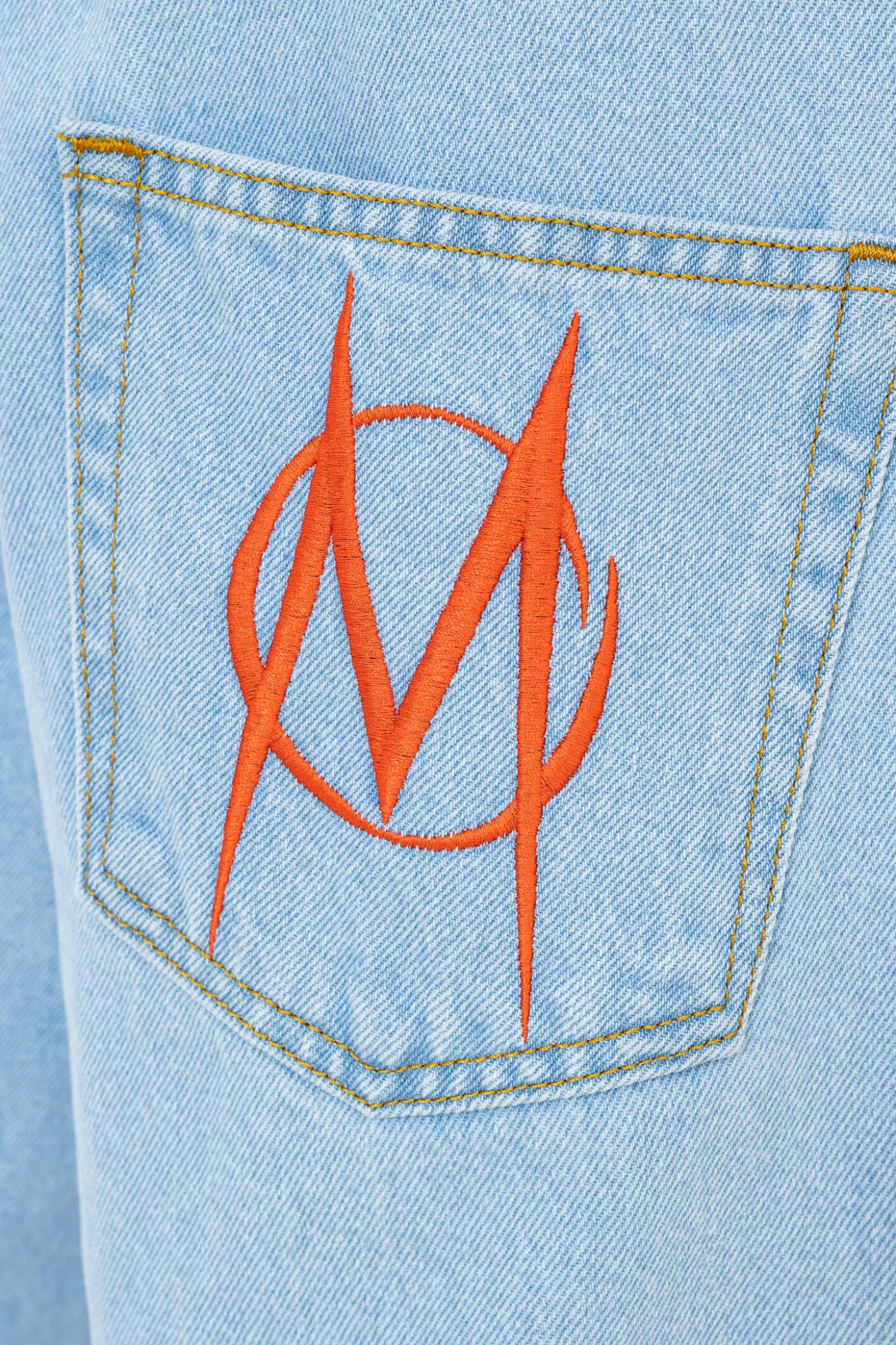 Jortsy Mercur Monument