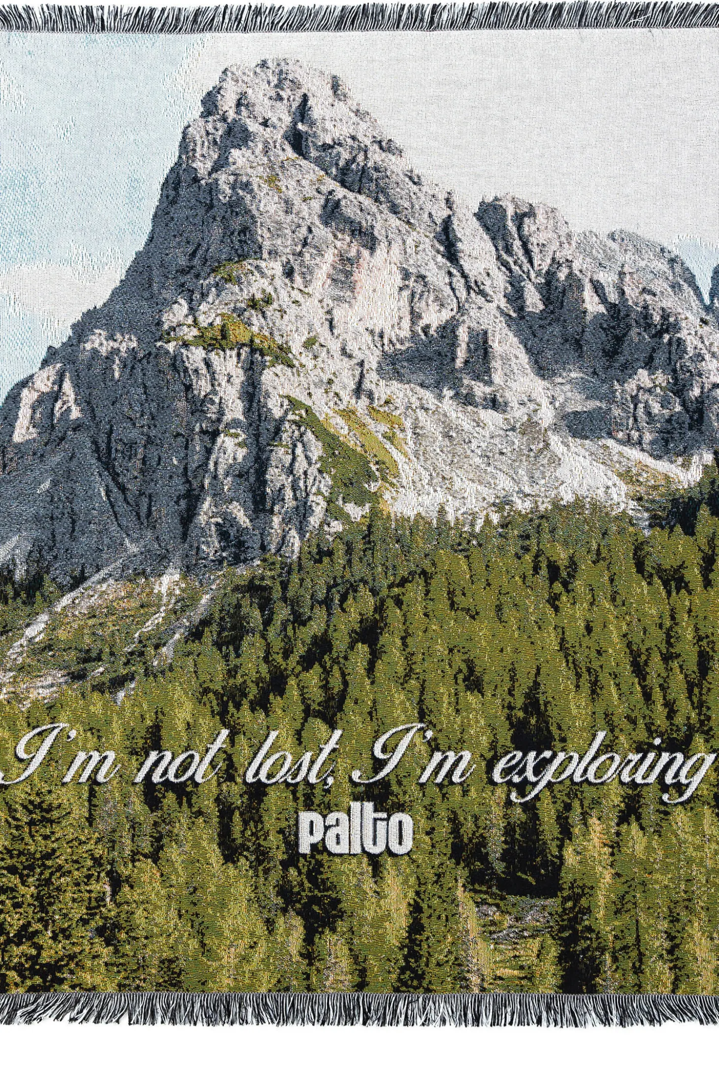 Koc Palto Exploring